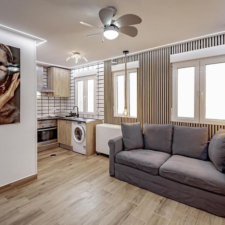 Apartamentos Estrecho Madrid Ruang foto