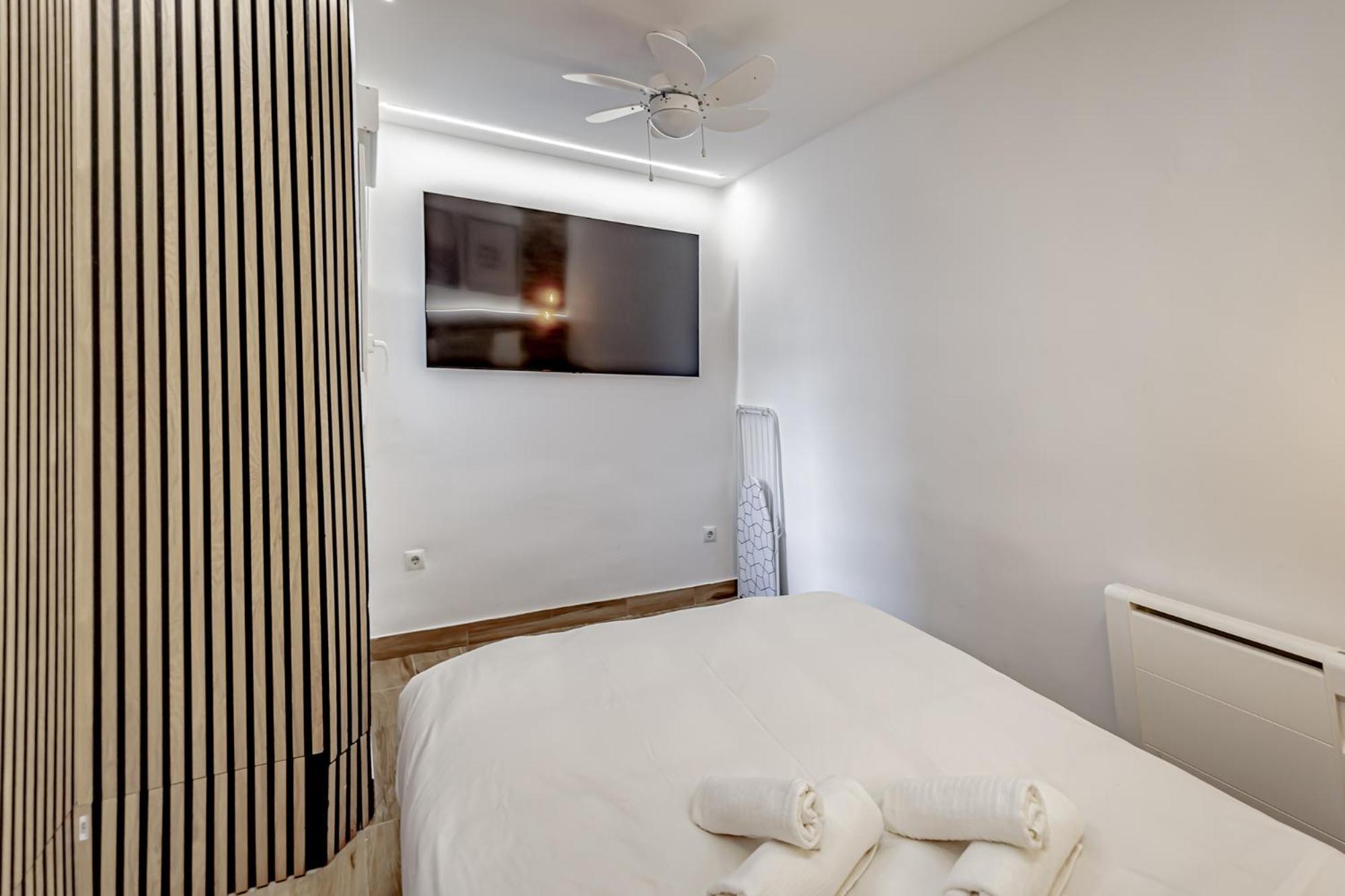 Apartamentos Estrecho Madrid Ruang foto